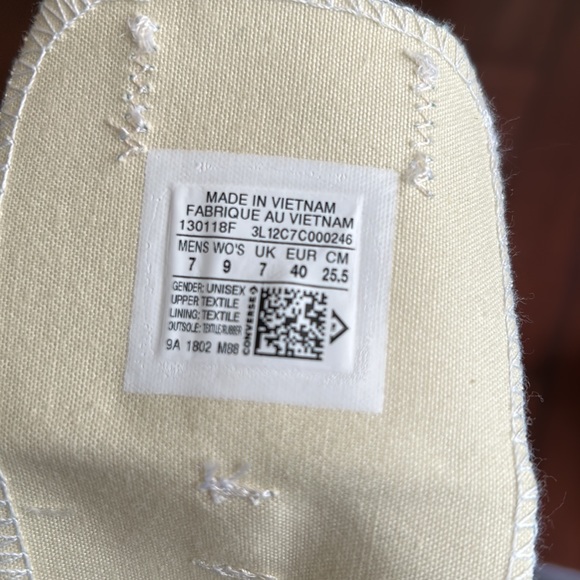 Converse💕NIB💕Aruba Blue💕Unisex 💕Mens 7💕Women’s 9💕Sneakers - Picture 4 of 9